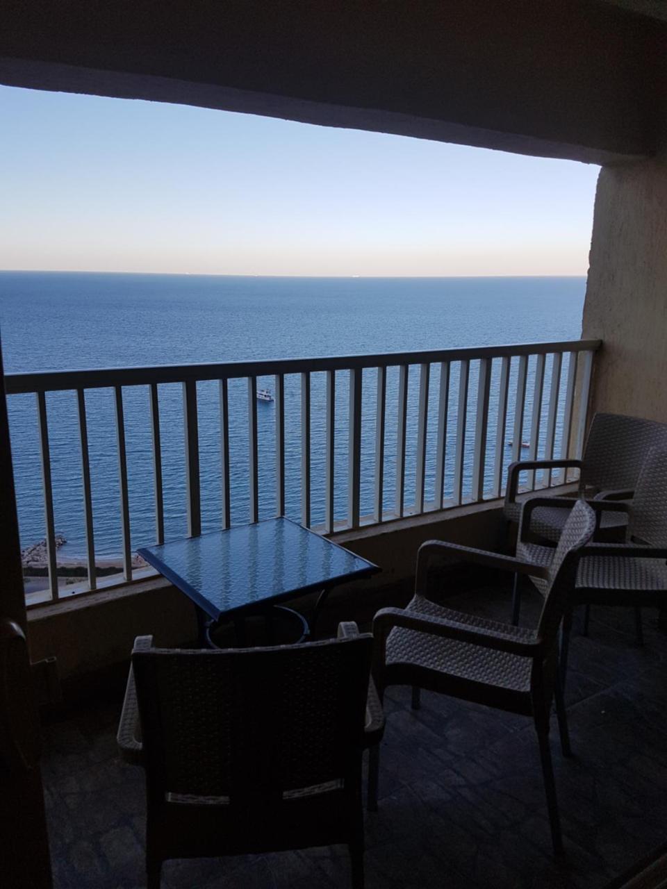 עיין סוחנה Apartment At Porto Sokhna Pyramids - מראה חיצוני תמונה